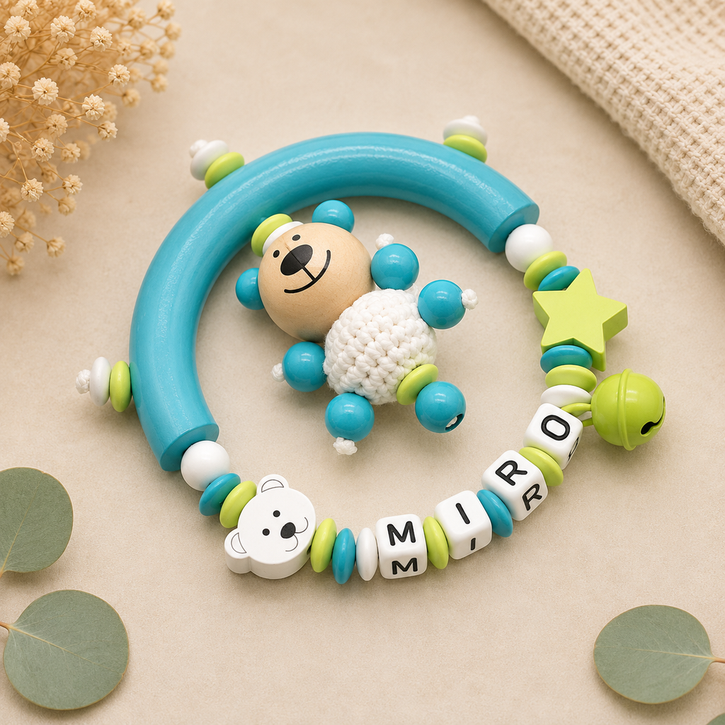 Baby Geschenke Set 3-teilig Schnullerkette Greifling und Namensanhänger Schlüsselanhänger