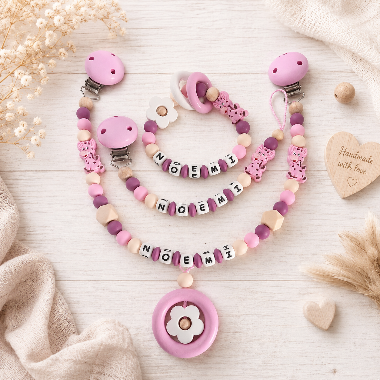 3er Set mit Namen Giraffe | Schnullerkette, Greifring & Kinderwagenkette