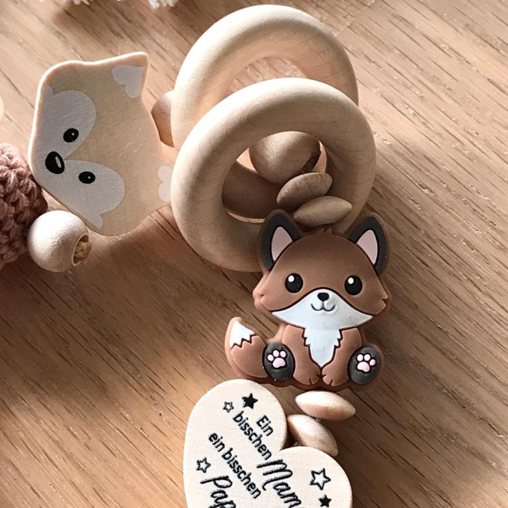 Zauberhaftes Geschenke Set für Jungen und Mädchen mit Namen bestehend aus Schnullerkette & Greifling