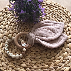 Greifling Greifring Beißring mit oder ohne Namen Musselinohren Hasenohren Babygeschenk Geburt Taufe Babyparty