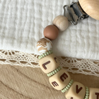 Personalisierte Schnullerkette mit Namen - Löwenmotiv in Naturfarben - Baby Geschenk