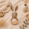 Gehäkelte Babyrassel Hase - Beige/Braun