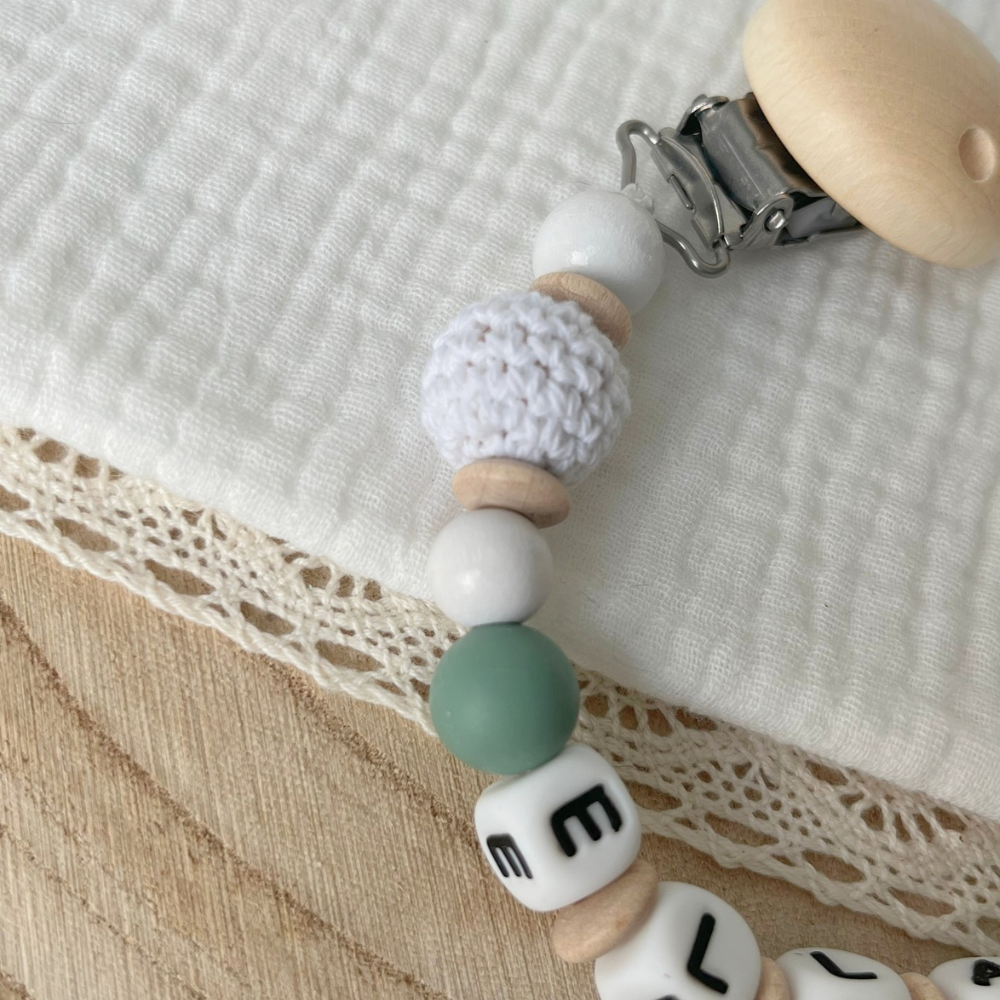 Personalisierte Schnullerkette mit Namen - Blume - Babygeschenk