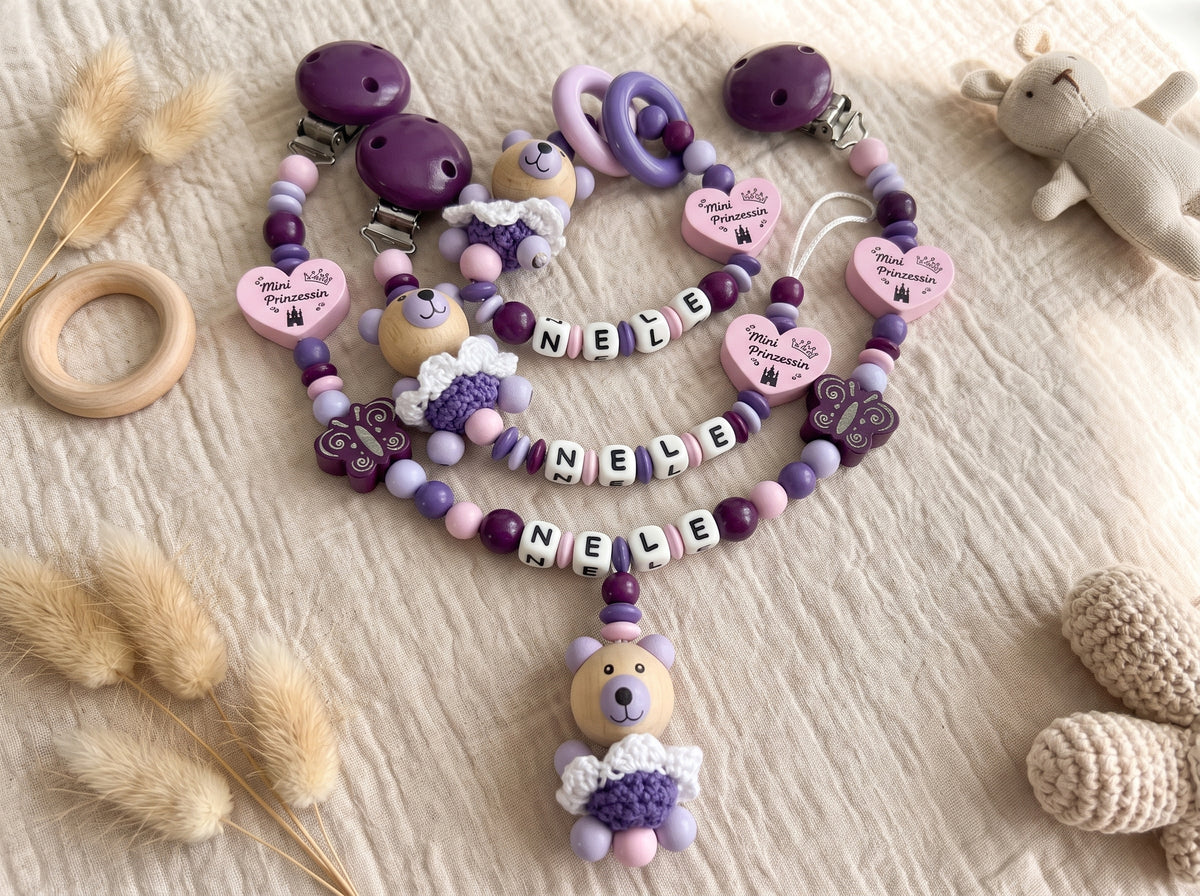 Personalisierte Baby Geschenkset Mini Prinzessin – Schnullerkette, Greifling & Kinderwagenkette in Lila und Rosa