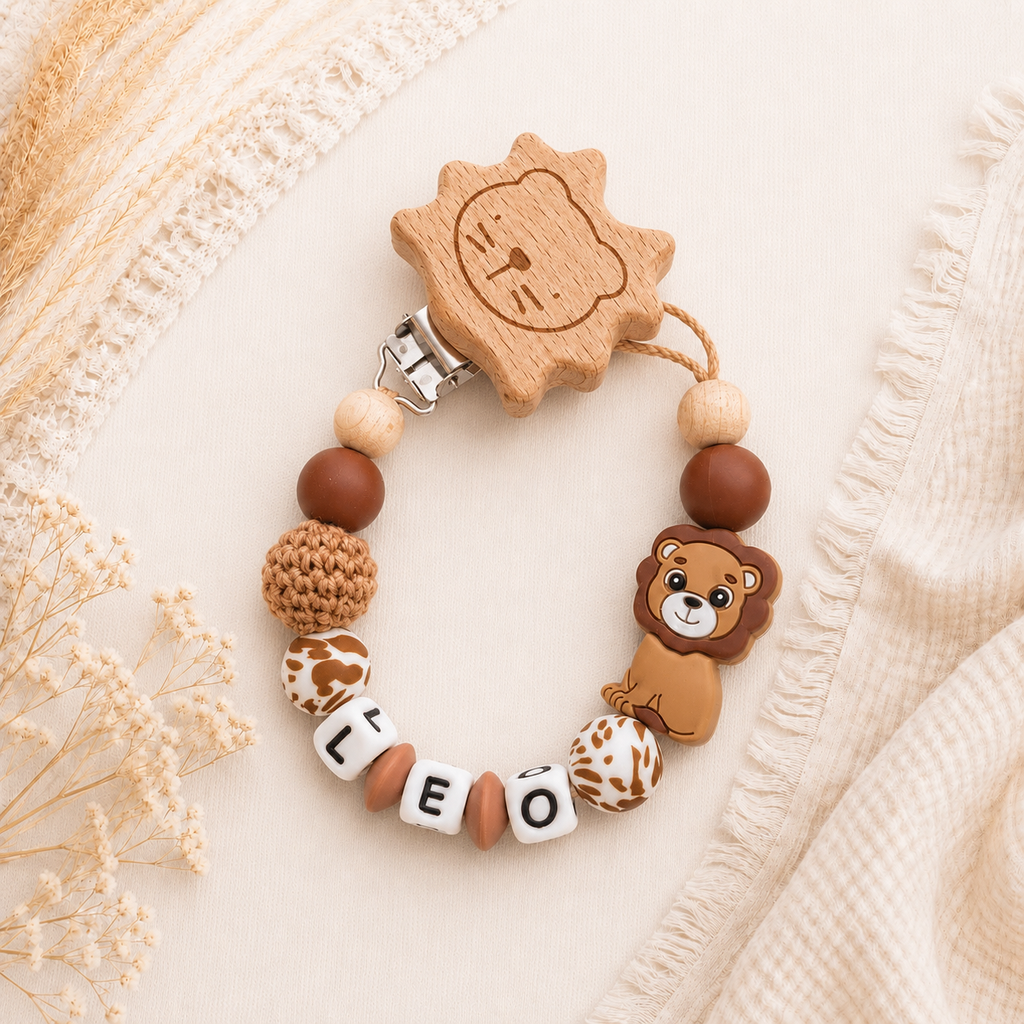 4er Set, Schnullerkette, Kinderwagenkette, Greifring, Babyschalen-Kette | Löwe in Leomuster