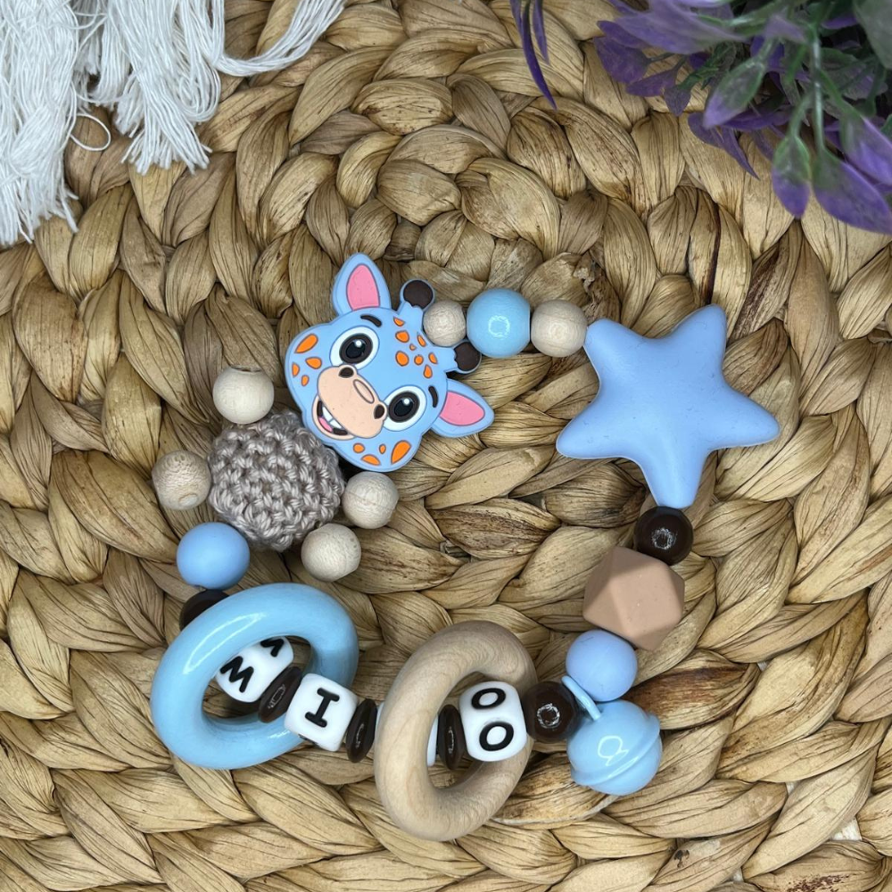 Beißring / Greifling personalisiert – Giraffe Design – Silikon & Holz – handmade