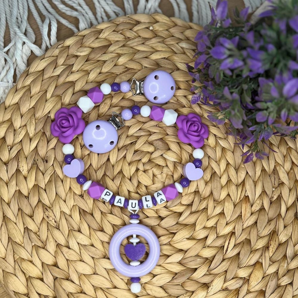 Handmade Kinderwagenkette für Mädchen - Silikon & Holz im perfekten Design