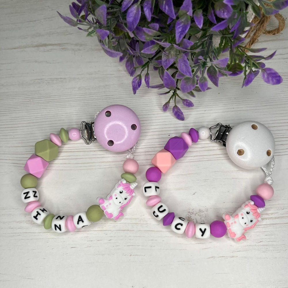 Schnullerkette mit Namen - Einhorn, Geschenk zur Geburt, Taufe oder Babyparty