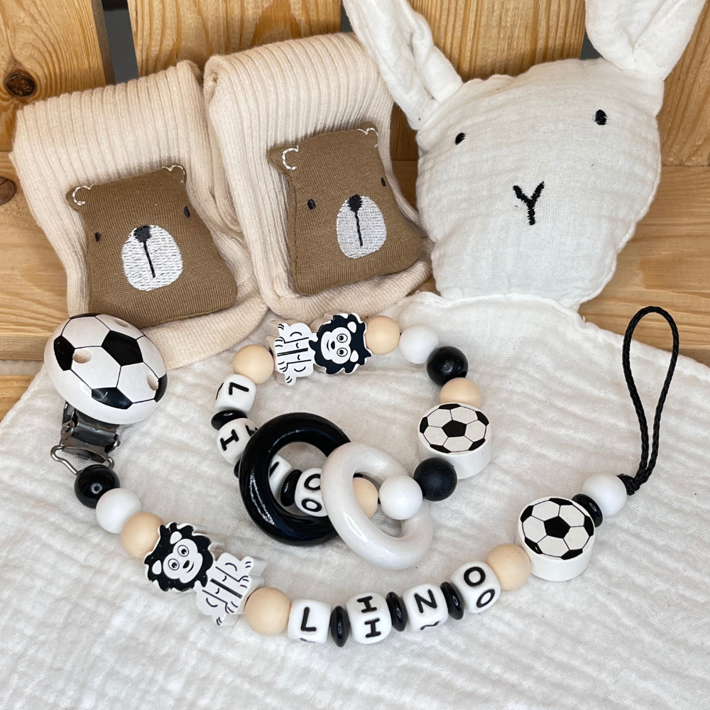 Traumhaftes Set Schnullerkette & Greifling mit Namen für Jungen - Löwe