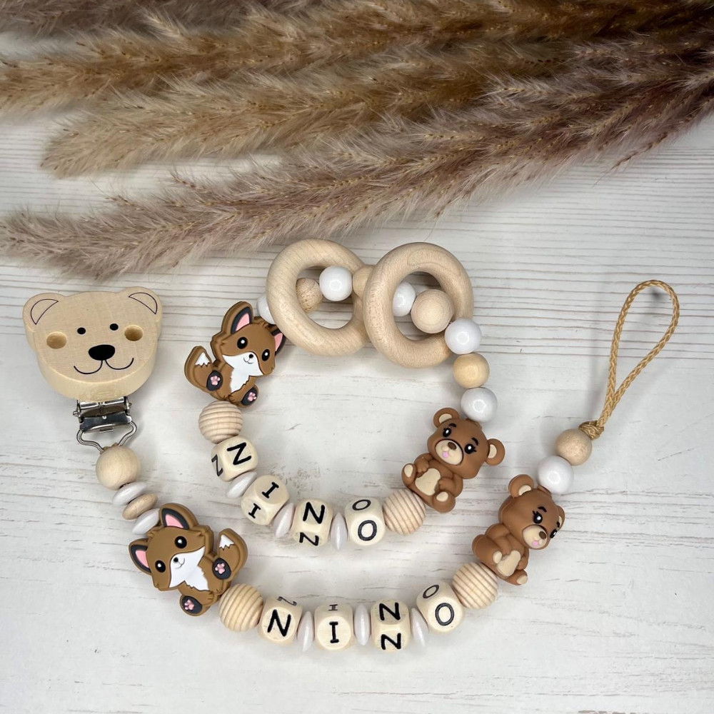 Greifring mit Name – Fuchs & Bär  Greifring personalisiert in Naturfarben