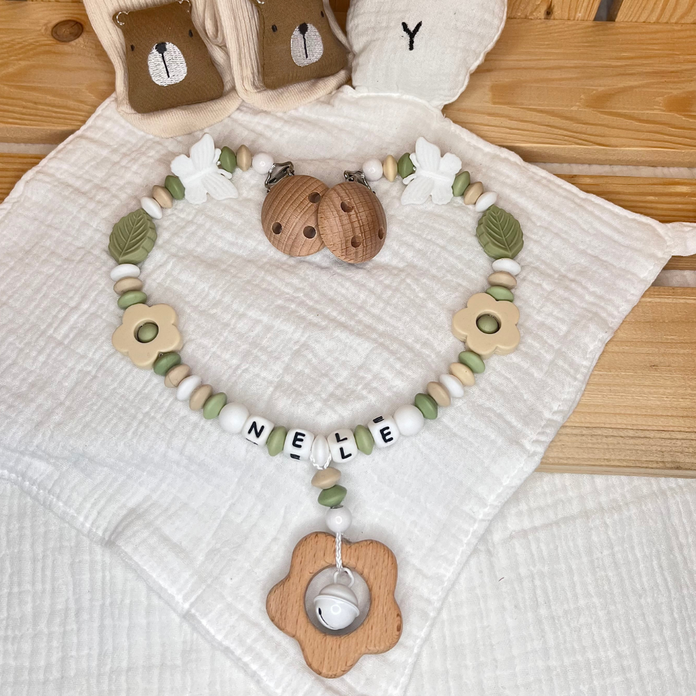 Personalisiertes Baby Set mit Namen – Schnullerkette & Kinderwagenkette - Schmetterling - grün natur weiß