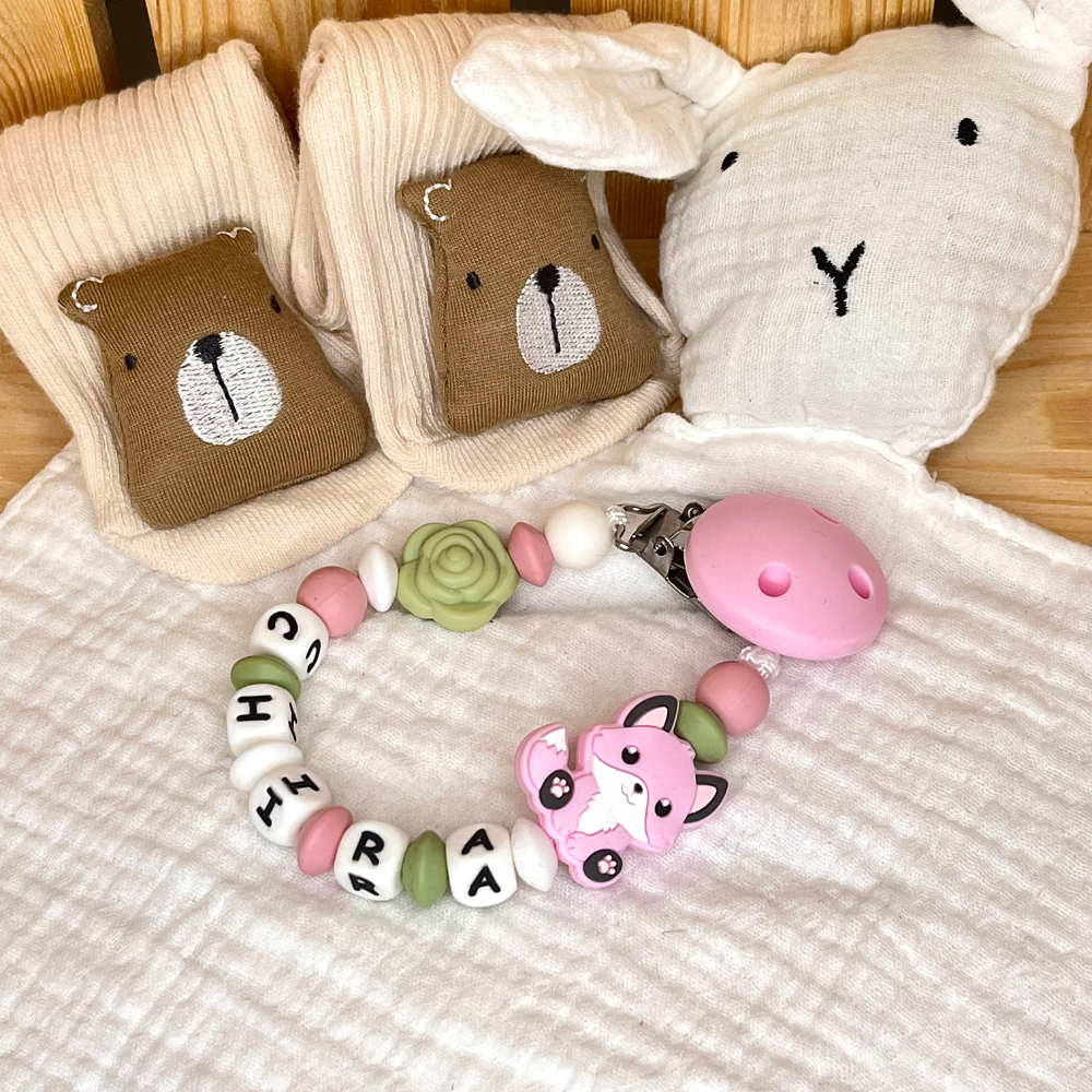 Schnullerkette mit Namen für Mädchen - Fuchs - grün rosa weiß