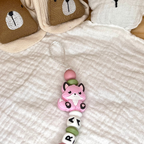 Schnullerkette mit Namen für Mädchen - Fuchs - grün rosa weiß