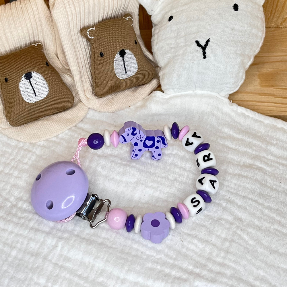 Süße Schnullerkette mit Namen für Mädchen Pony flieder lila rosa