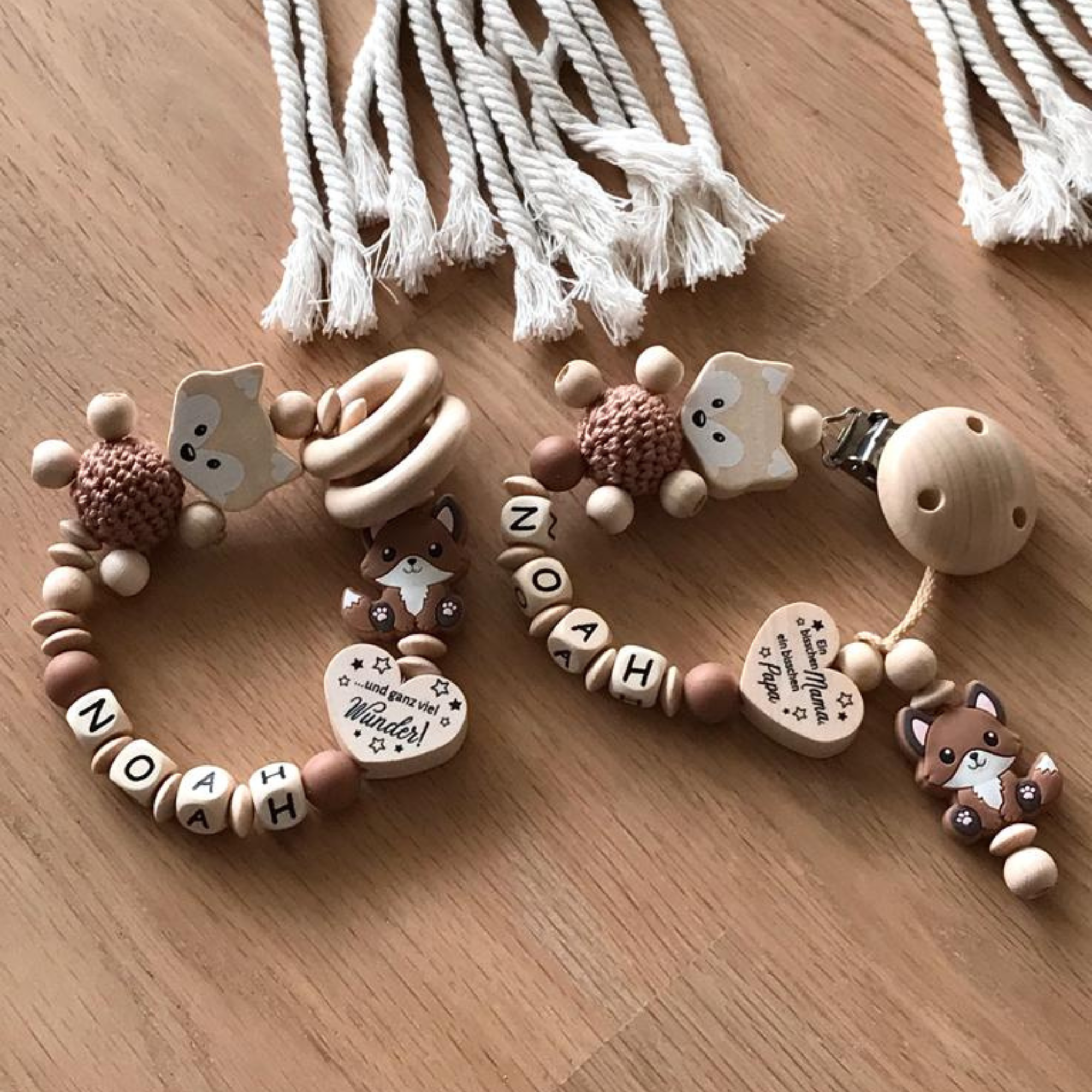 Schnullerkette mit Namen personalisiert - Fuchs - Mama & Papa viel Wunder - Geschenk zur Geburt