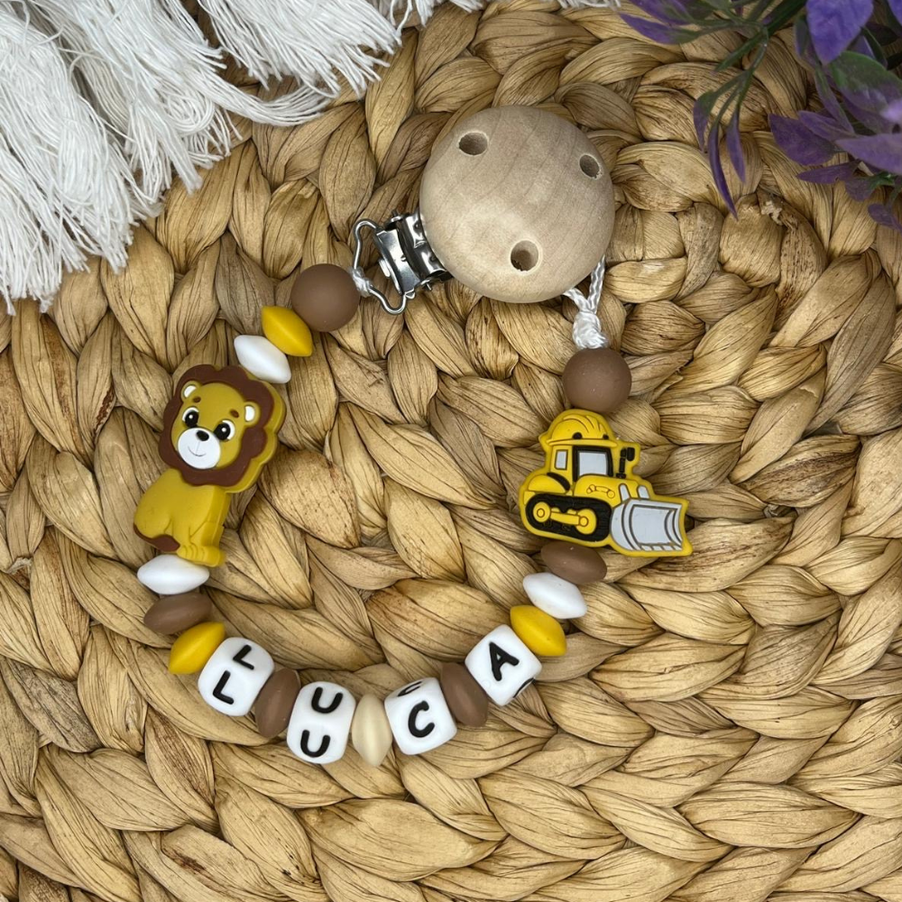 Silikon-Schnullerkette personalisiert – Löwe / Bagger – handgemacht mit Namen
