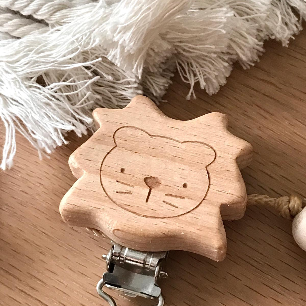 Schnullerkette mit Namen Löwe Geschenk Geburt Taufe Babyparty