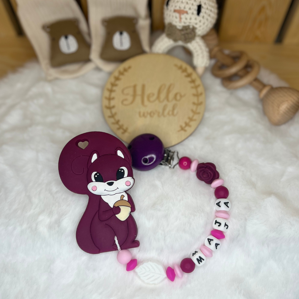 Personalisierte Beißkette mit Namen – Spielkette & Beißanhänger Eichhörnchen  für Babys