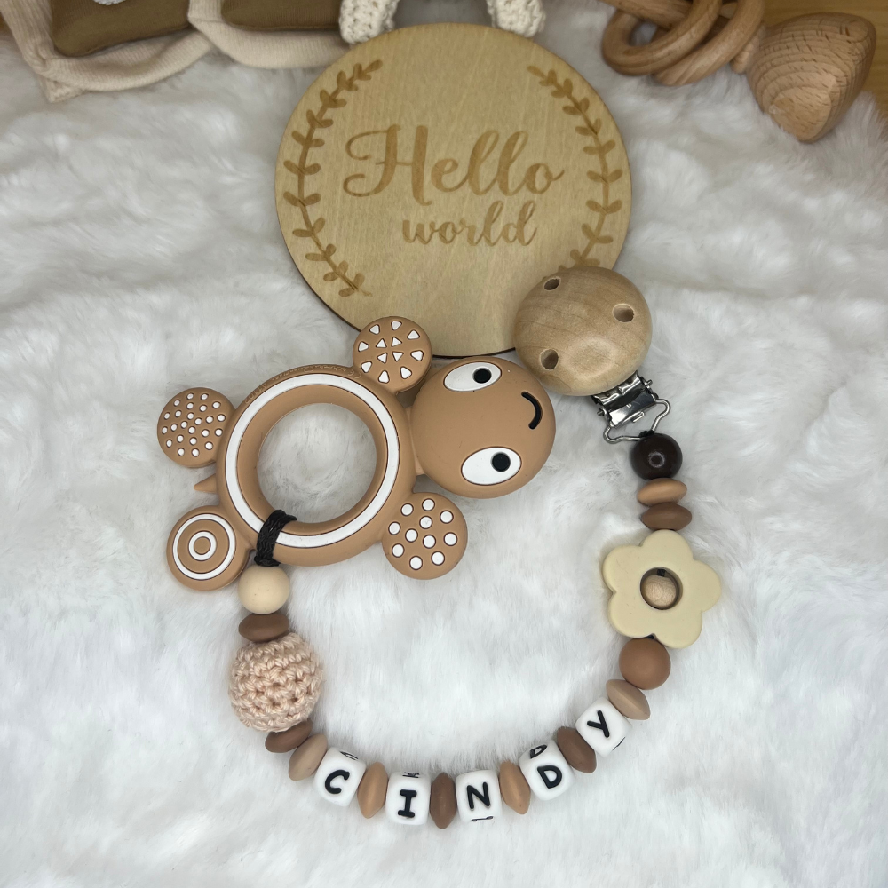 Personalisierte Beißkette mit Namen – Spielkette & Beißanhänger für Babys