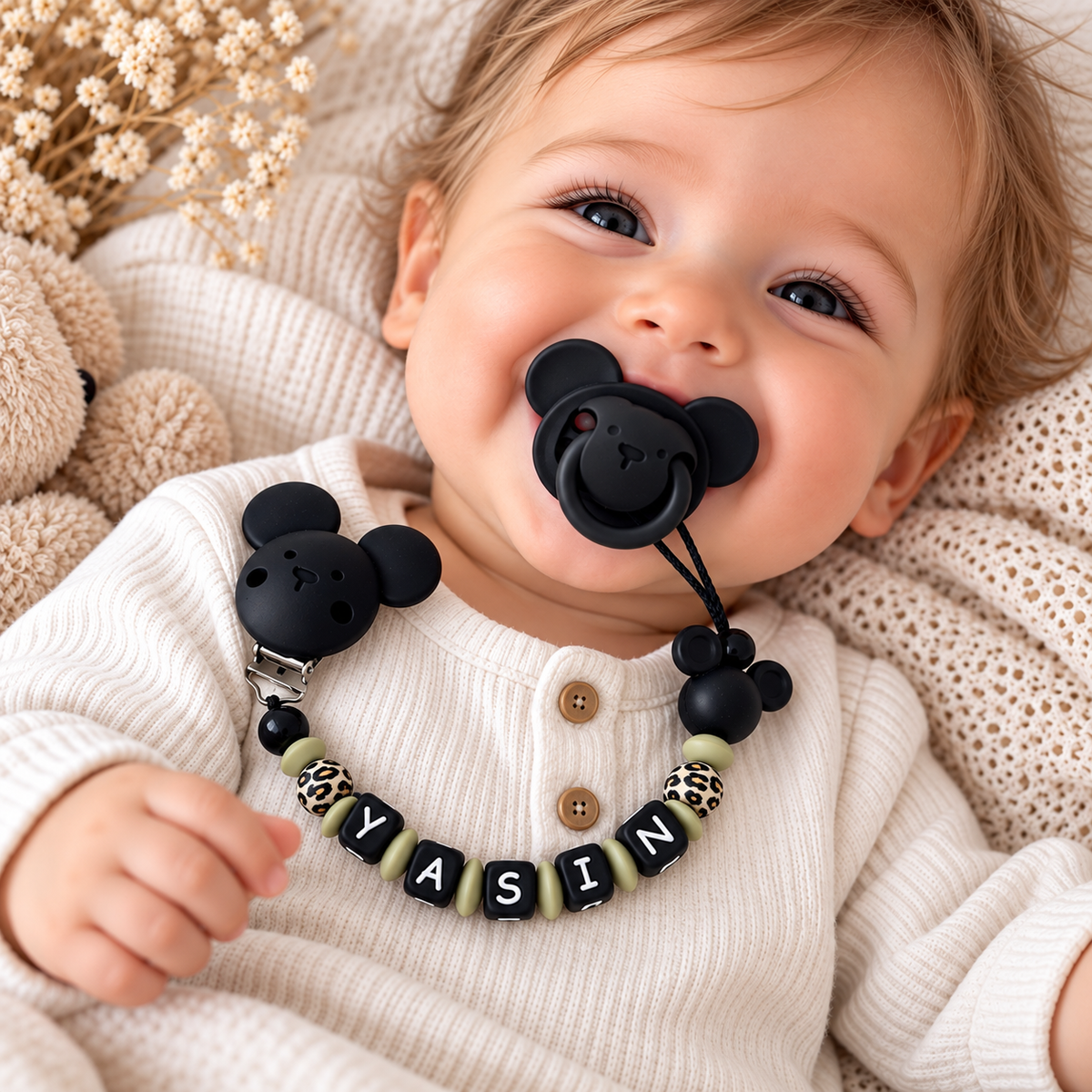 Schnullerkette & Greifring mit Namen im Leo Design - Maus - Babygeschenk - schwarz grün