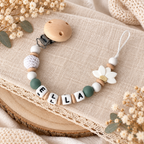 Schnullerkette mit Namen - personalisiert - Blume Häkelperle - Baby Geschenk - grün weiß natur