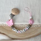 Schnullerkette mit Namen in Leo Design - Baby Mädchen - Babygeschenk