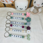 Personaliserter Schlüsselanhänger mit Namen – Taschenanhänger / Taschenbaumler