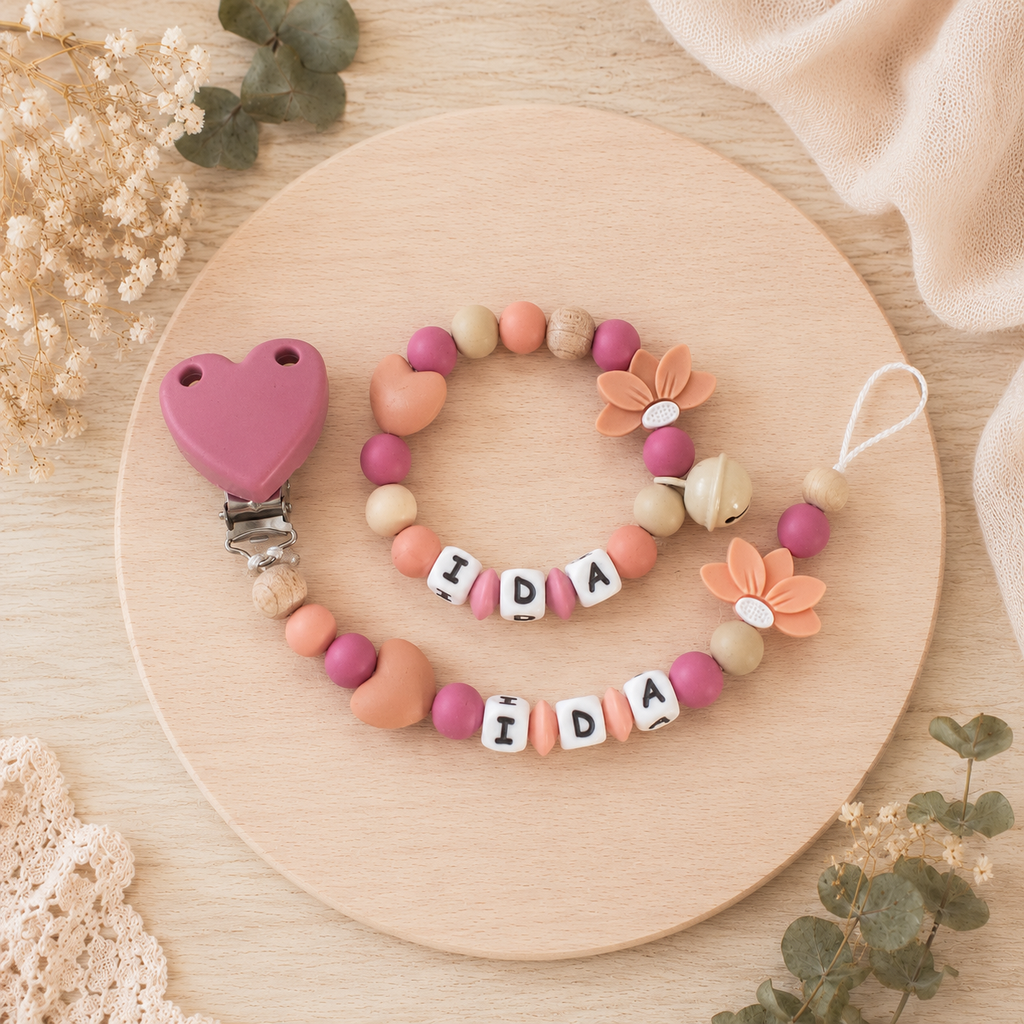 3er Set mit Namen Blume Herz | Schnullerkette, Greifring & Kinderwagenkette