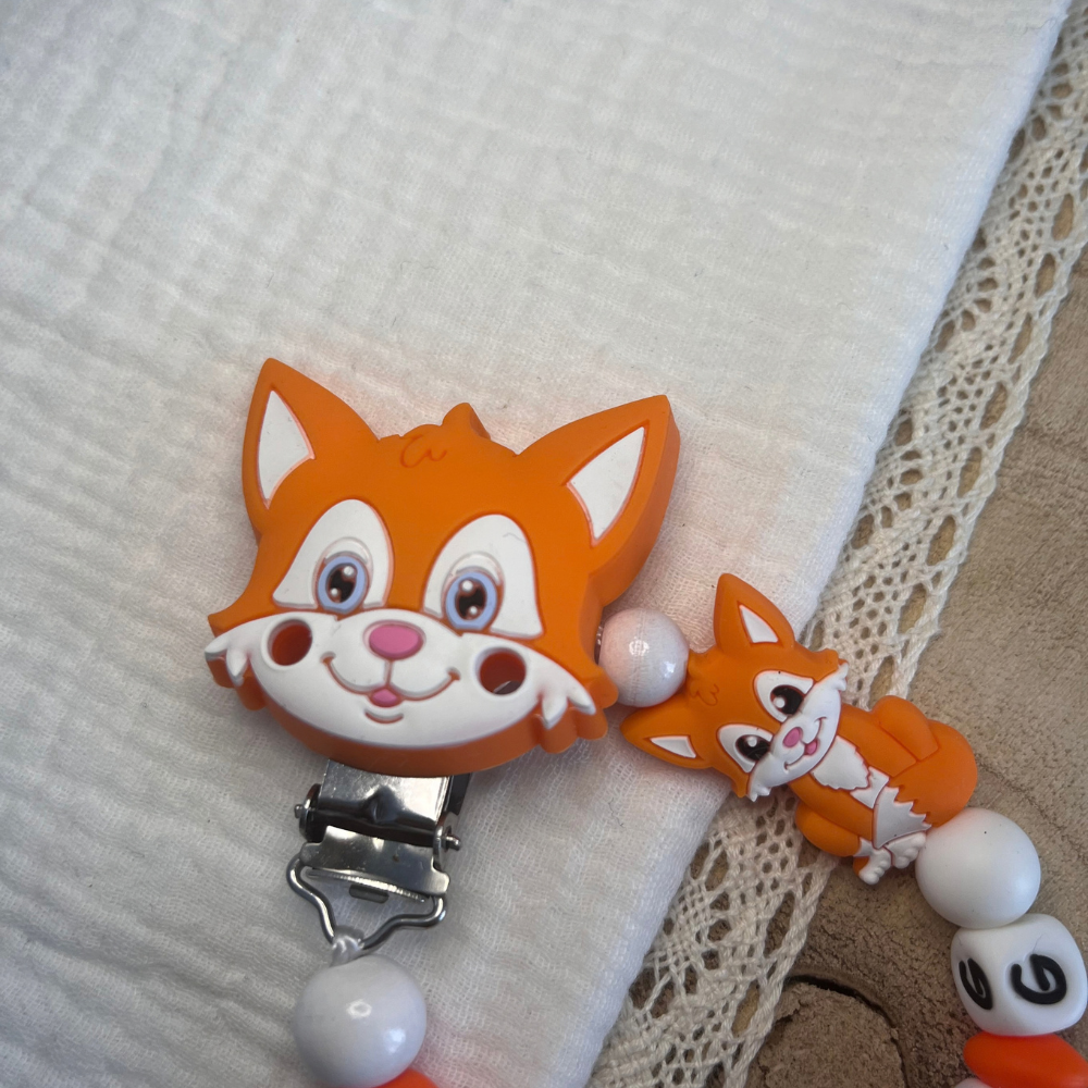 Schnullerkette mit Namen - personalisiert - Fuchs - orange weiß - Geschenk zur Geburt, Taufe, oder Babyparty