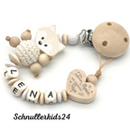 Schnullerkette mit Wunschnamen in verschiedenen Farbvarianten -"Ein bisschen Mama, ein bisschen Papa und ganz viel Wunder"