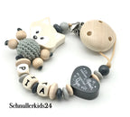 Schnullerkette mit Namen - Ein bisschen Mama, ein bisschen Papa, Grau + Natur Fuchs  - Mädchen